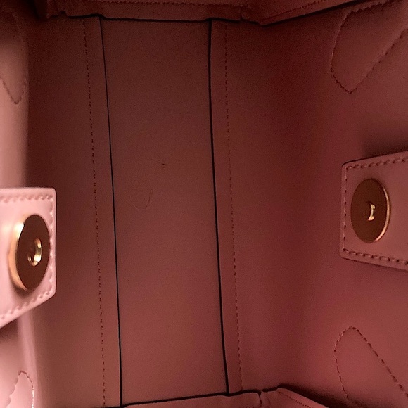 MICHAEL KORS DAIRA SMALL 2- 1 SATCHEL BAGS GREAT GIFT FOR HER $358.00 AUTHENTIC - Picture 8 of 16